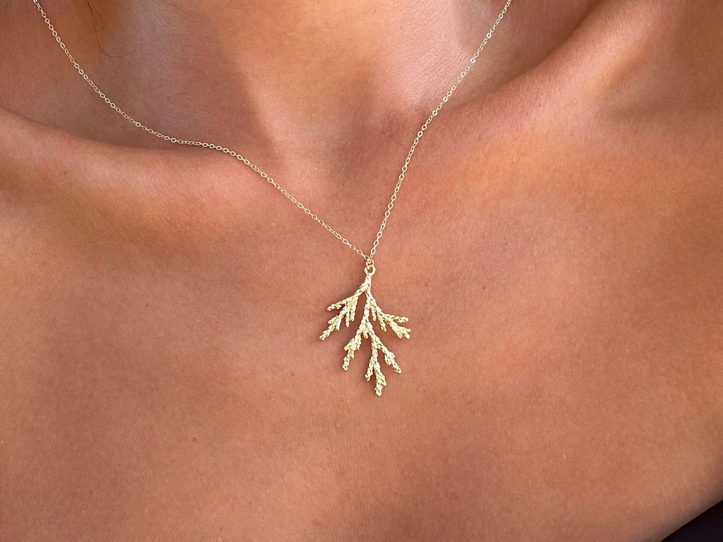 Willow Holiday Necklace