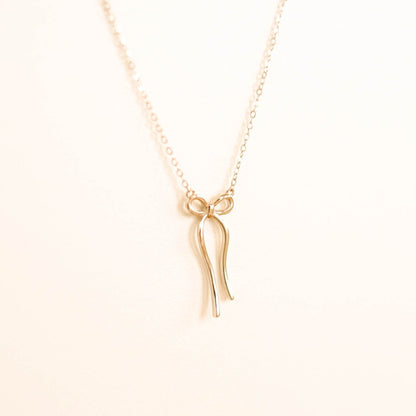 Bow Necklace